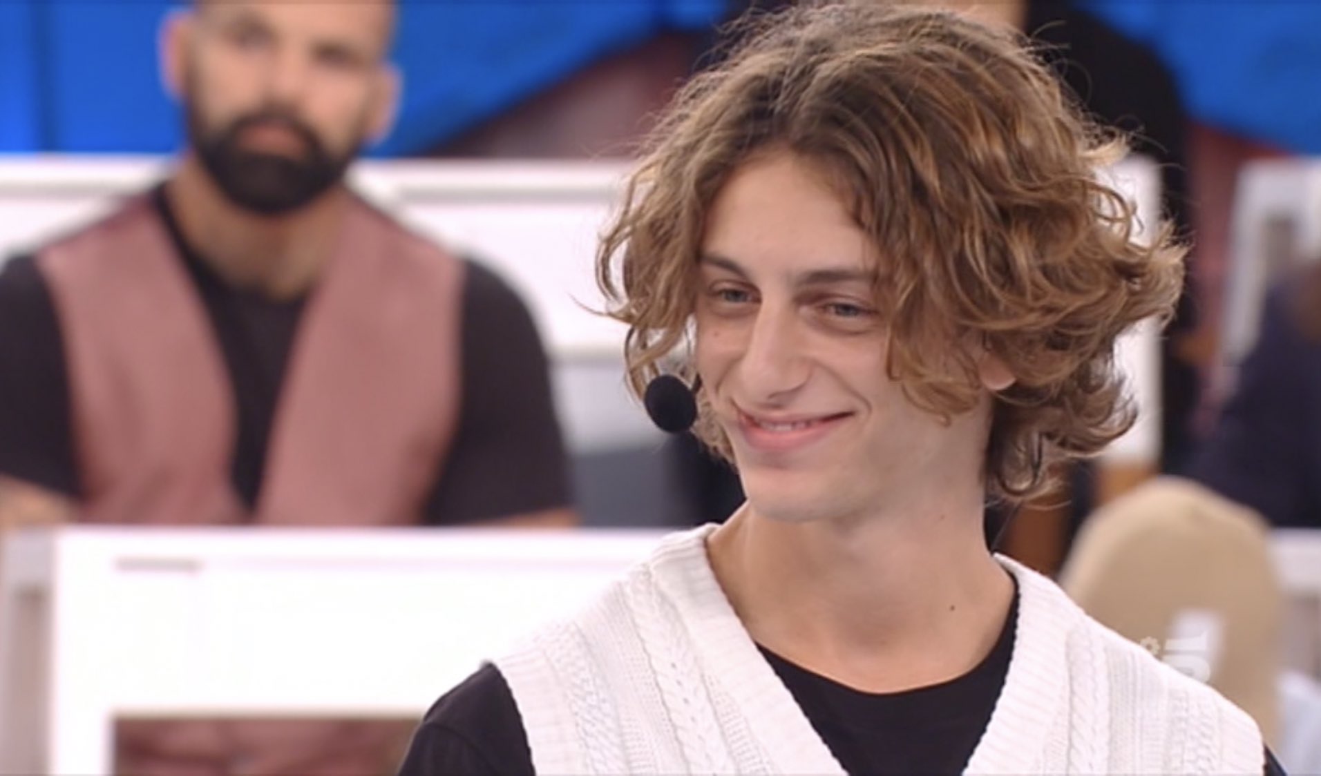 Amici 21, Albe