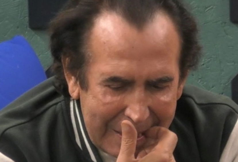 I problemi di memoria di Giucas Casella al GF Vip: Tommaso Eletti eliminato ma lui non si ricorda – VIDEO preview