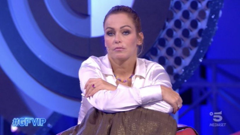 Sonia Bruganelli, cosa pensa Paolo Bonolis del suo ruolo di opinionista al GF Vip? Svelati i consigli preview