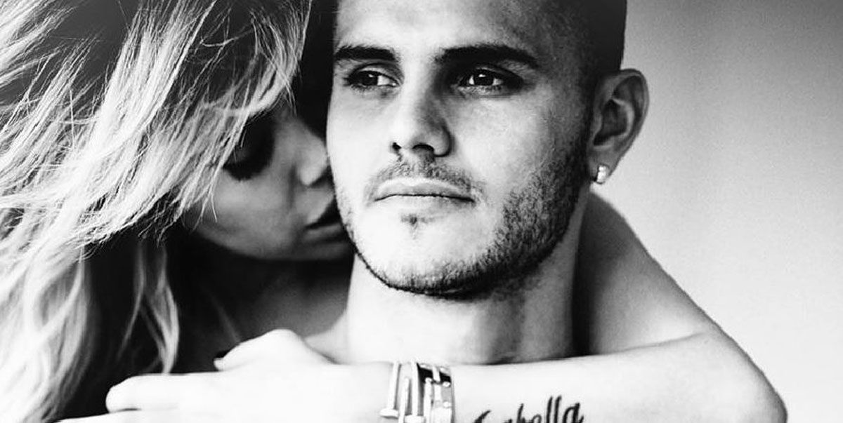 Icardi, foto hot con Wanda Nara e messaggio ambiguo: poi ci ripensa e cancella tutto article-post