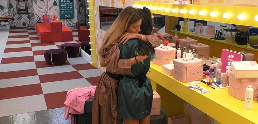 Arriva la pace al Grande Fratello Vip, Lulù “abbassa” le armi con Soleil Sorge: “Ti voglio bene” – VIDEO preview