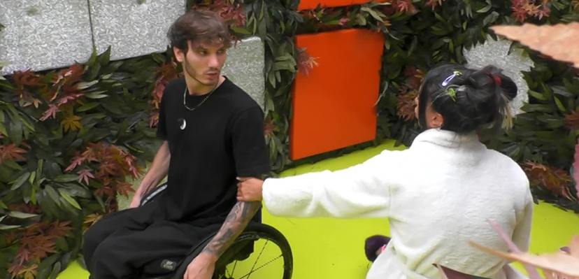 Manuel maltratta Lulù e rompe (di nuovo) con lei: “Mi hai rotto il cazz*, lasciami in pace…” – VIDEO preview