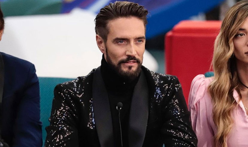 L’ex fidanzata di Alex Belli mette in discussione il suo orientamento sessuale e parla di un presunto matrimonio “fake” – VIDEO preview