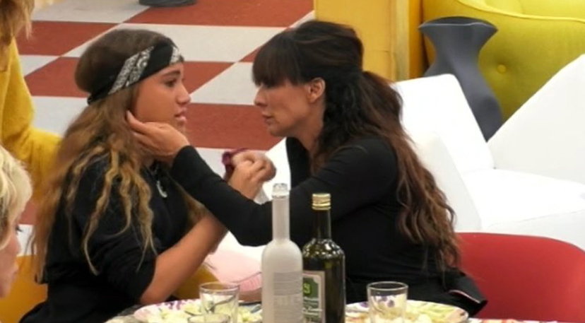 Clarissa Selassié scoppia a piangere per il padre in carcere e svela il primo incontro dopo l’arresto preview