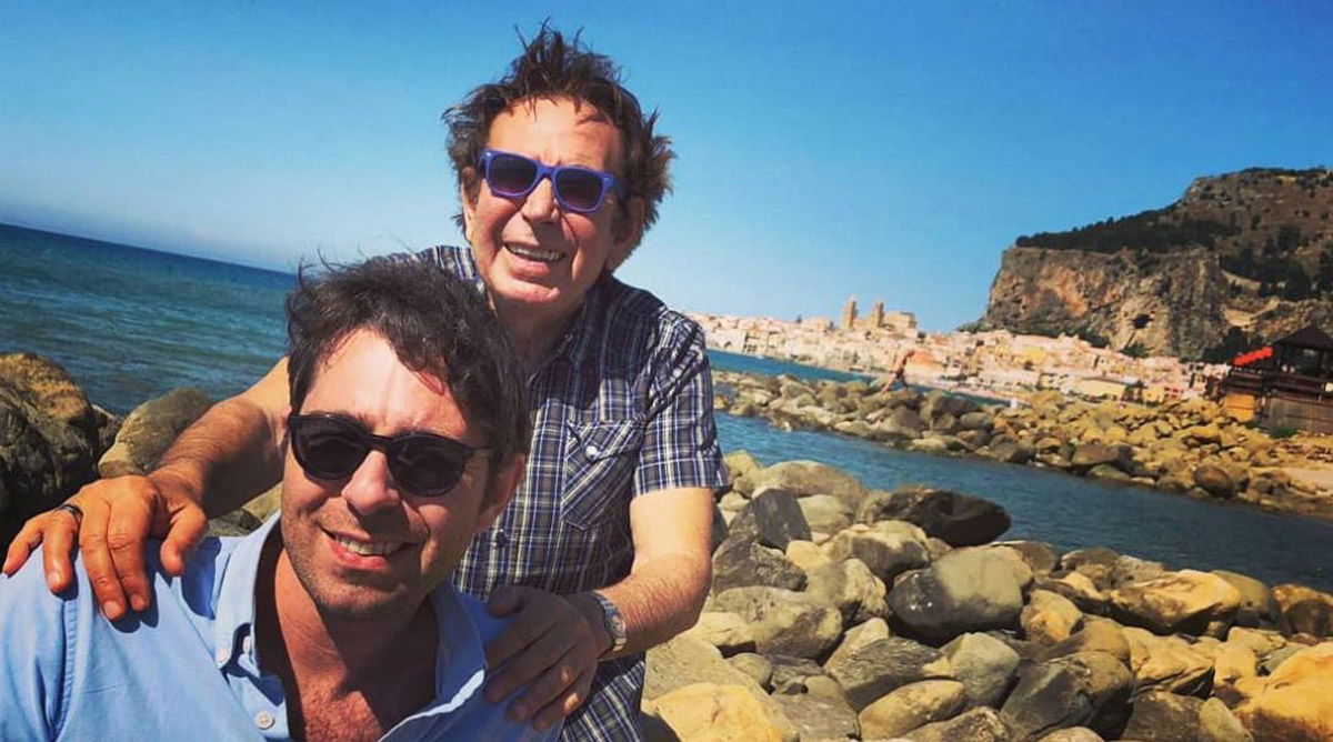 Chi è James Casella, figlio di Giucas Casella: medico chirurgo, lo ha reso nonno di Giacomo article-post