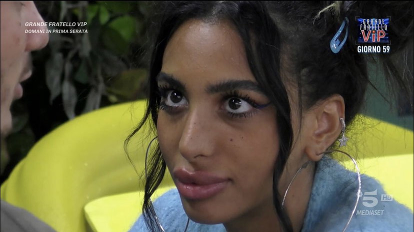 Lulù chiusa in bagno per ore: ira al GF Vip, Francesca Cipriani fa una rivelazione “fatta nel vaso” preview