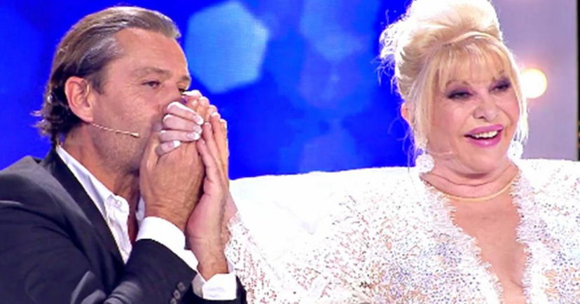 Le ultime volontà di Rossano Rubicondi: chi terrà metà delle sue ceneri, giallo sui funerali preview