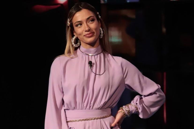 Ex vincitrice del GF Vip difende Soleil Sorge dopo la presunta bestemmia: “Nella lingua inglese non esistono…” – VIDEO preview