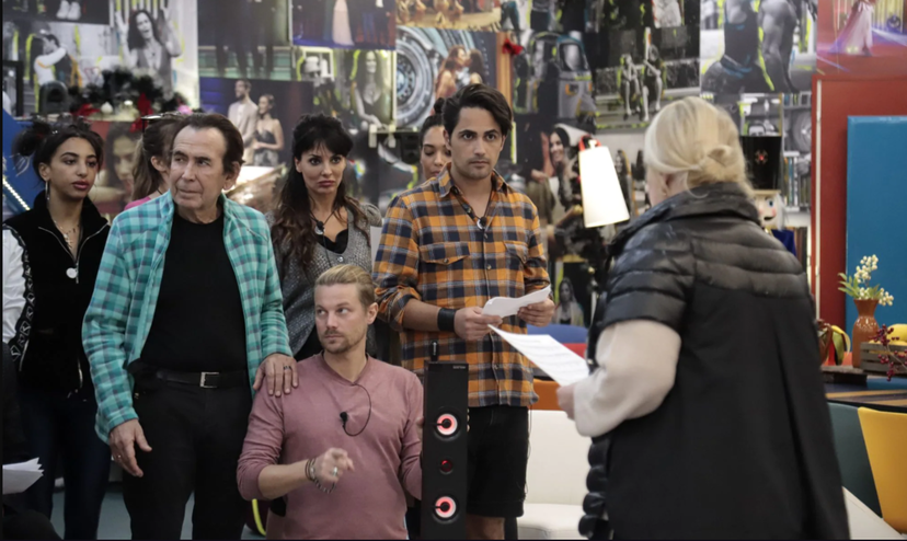 Katia sbotta: “Non ne posso più di questa cazz* di coreografia!”, l’attacco a Carmen per il balletto di Natale preview