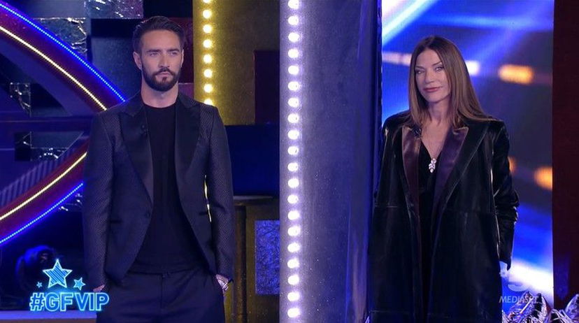 “Delia complice di tutto”, la mamma di Soleil demolisce Alex Belli “traditore e bugiardo” preview