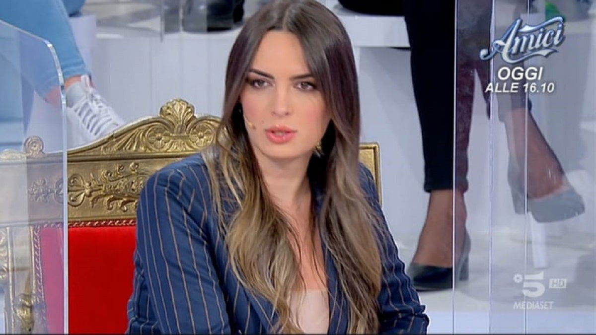 Un amico di Andrea Nicole interviene dopo la scelta a Uomini e Donne: retroscena dietro le telecamere article-post