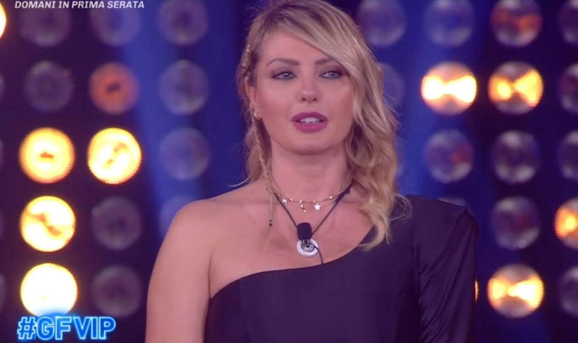 Manila Nazzaro resta al Grande Fratello Vip e svela cosa le ha fatto cambiare idea preview