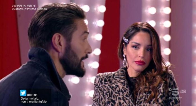 Alex Belli non ha lasciato Delia Duran ma “sente altre donne”, lo scoop prima della diretta del GF Vip preview