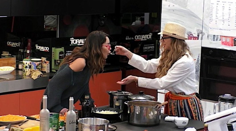 Alex lascia Delia, lei organizza un viaggio con Soleil – VIDEO preview