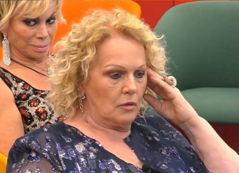 “Ho fatto ciò che voleva lui”, Katia Ricciarelli svela di aver ricevuto indicazioni prima della diretta – VIDEO preview