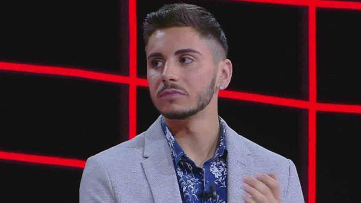 Il Campioncino di Caduta Libera strizza l’occhio all’Isola dei Famosi e parla del GF Vip article-post