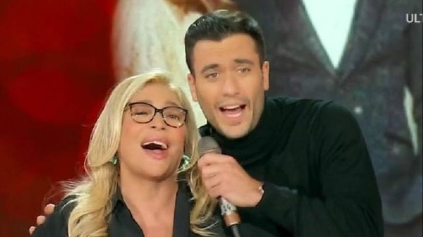 Pierpaolo Pretelli parla del feeling con Mara Venier e torna a Domenica In preview