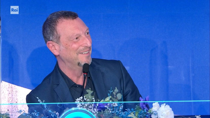 Sanremo 2022, la particolare richiesta di Amadeus ai cantanti: orario chiusura, piano B e ospiti, tutte le news preview