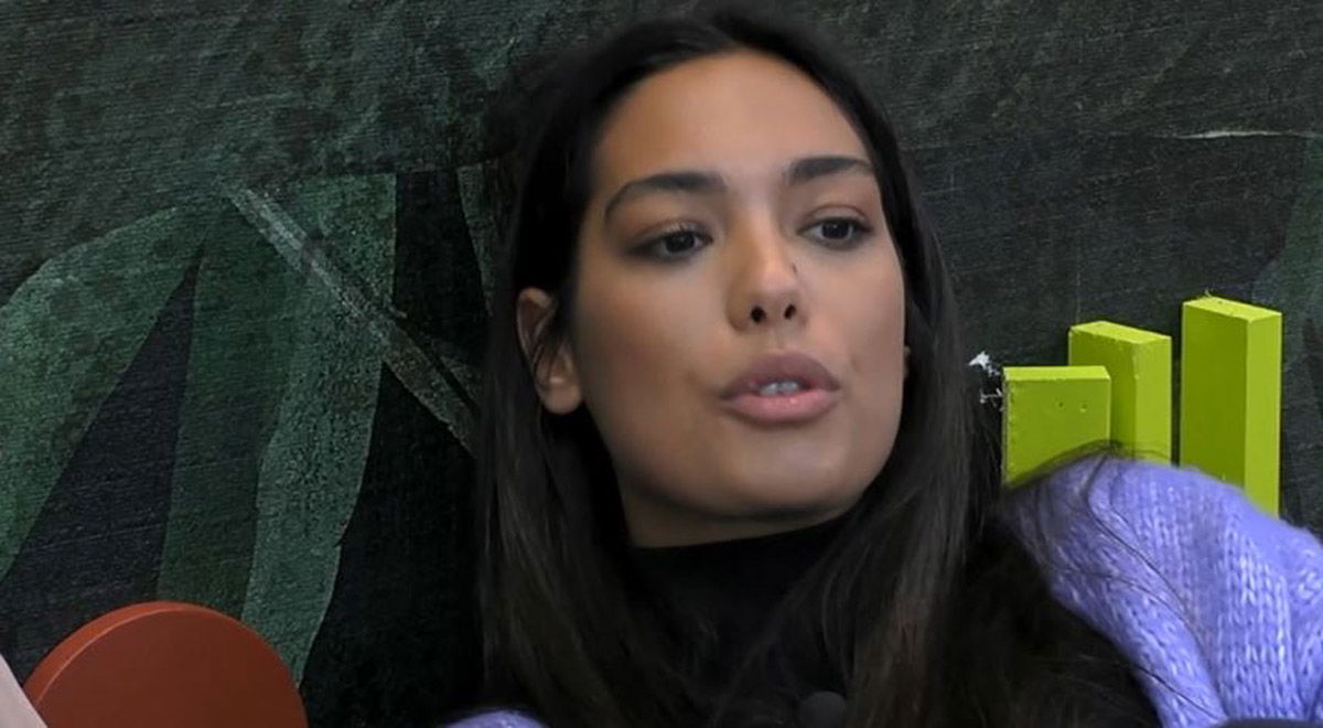 “Mi chiamavano zingara”, episodi razzisti nel passato di Federica Calemme: “Massacrata” article-post