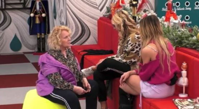 “Se fossi come te mi sparerei”, Katia spiazza ancora con la frase su Lulù: anche Soleil e Manila se ne accorgono preview