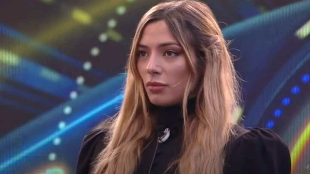 Soleil Sorge punge Alex Belli e svela un retroscena sul GF Vip: “Tutti volevano il mio posto…” article-post