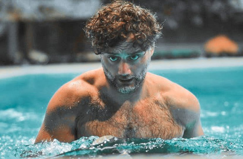 Ex vippone contro Barù al GF Vip: “Frase intollerabile, degna di un torturatore… deve essere espulso!”, ecco che succede preview