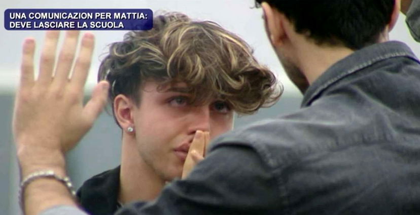 Mattia lascia Amici 21 per un infortunio: Raimondo Todaro gli fa una promessa che ribalta la situazione – VIDEO preview