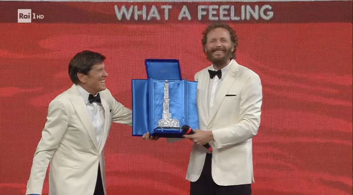 Gianni Morandi vince la serata delle cover a Sanremo 2022 con Jovanotti ma scoppia la polemica article-post
