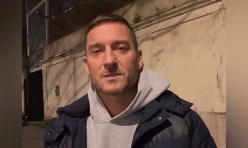 Francesco Totti rompe il silenzio, nessuna crisi con Ilary Blasi: “Fake news!” – VIDEO preview