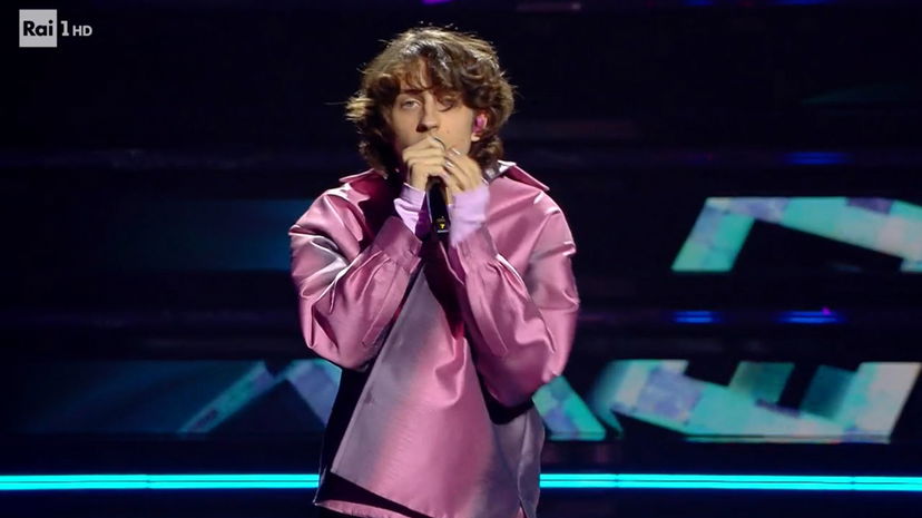 Sangiovanni, testo canzone “Farfalle” a Sanremo 2022: ecco il significato preview