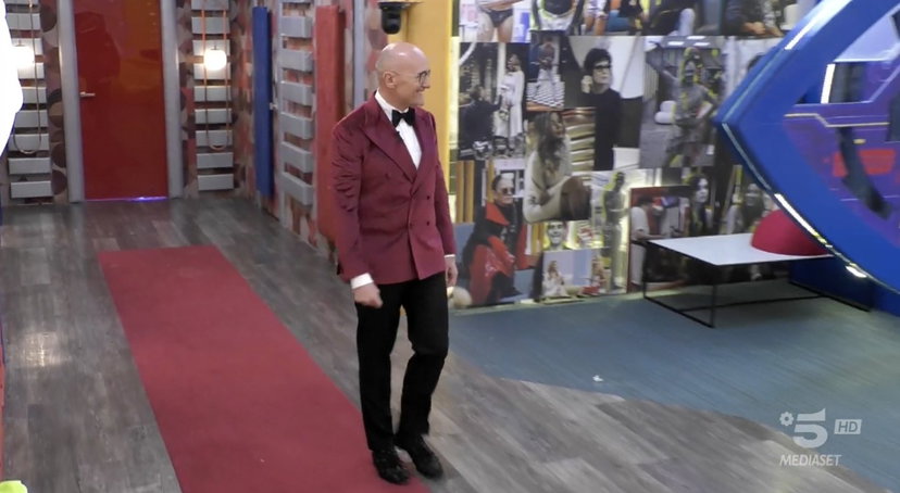 Ipotesi Grande Fratello Vip e Nip: Signorini svela questa possibilità preview