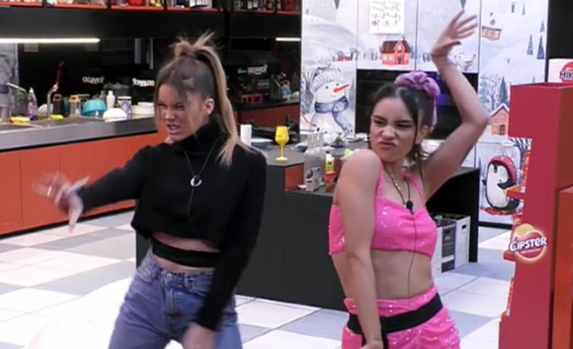 Preferito Grande Fratello Vip: Jessica senza rivali ma fate attenzione a Sophie, cosa dicono i sondaggi preview