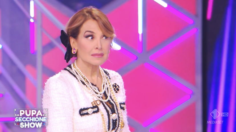 Com’è Barbara d’Urso dietro le quinte? I retroscena di una sua opinionista che parla de La Pupa e il Secchione preview