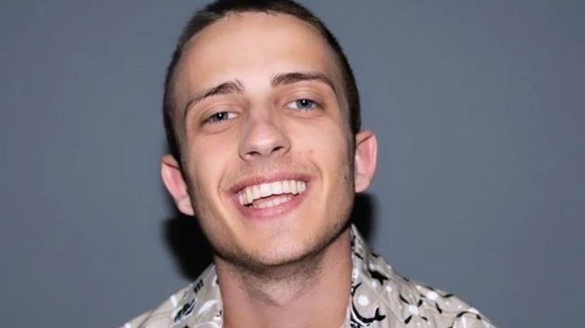 Sangiovanni e Luigi Strangis risalgono nella Classifica Fimi: come va per Alex Wyse e gli ex di Amici preview