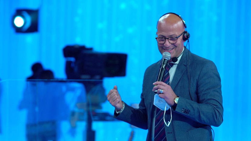 Piero Sonaglia è morto: la reazione dei protagonisti di Amici e Uomini e Donne, commoventi messaggi d’addio preview