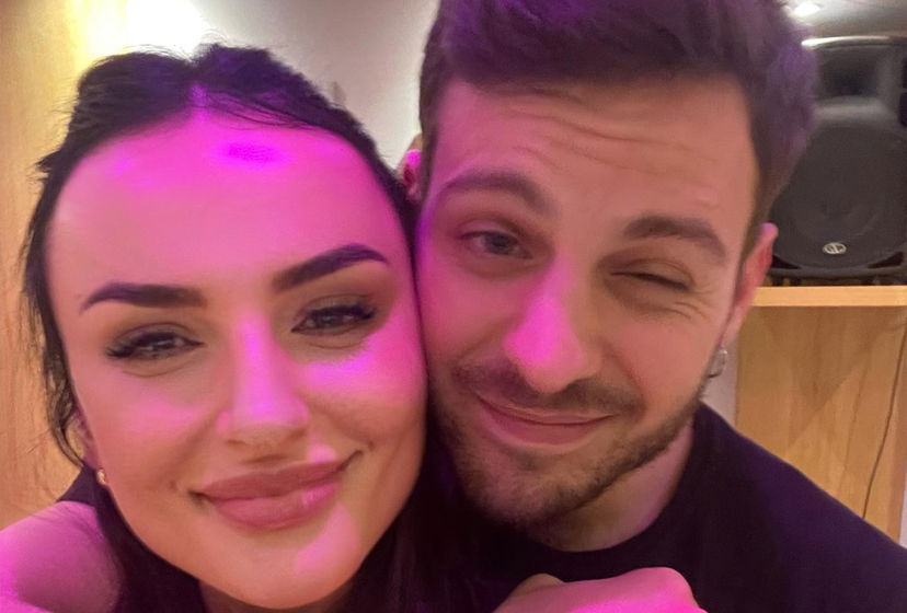 Arisa e Vito Coppola fanno sul serio, convivenza in arrivo: “cercano casa insieme” article-post