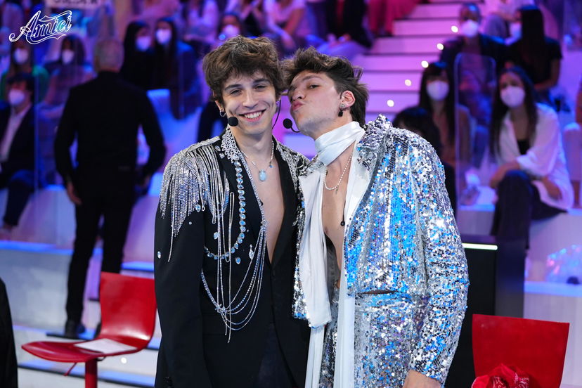 Amici 21, celebre cantante “contesta” la vittoria di Luigi Strangis e parla di Alex, Sissi e Albe: “Ho provato disagio” preview