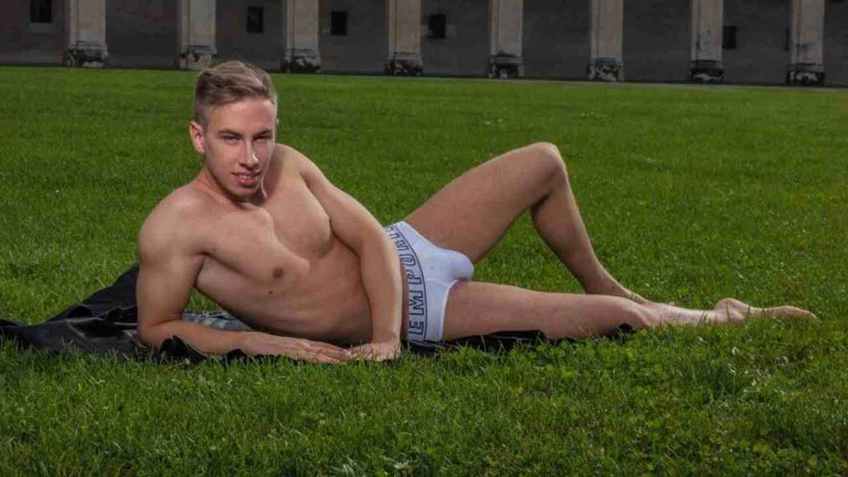Max Felicitas verso il Grande Fratello Vip: “L’erede di Rocco Siffredi scelto da Signorini” article-post