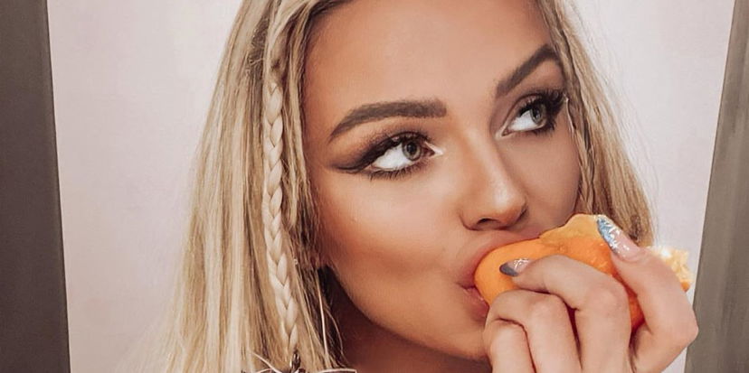 Mercedesz Henger è rifatta? La trasformazione fisica: foto prima e dopo, “ora ho il corpo che volevo” preview