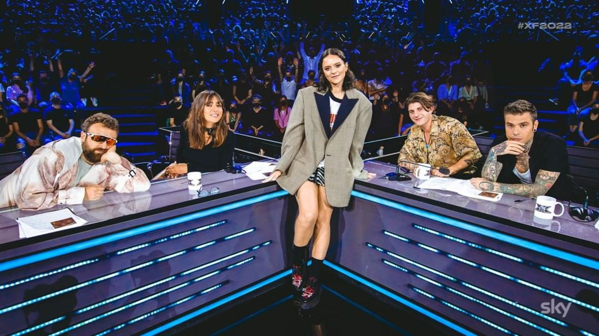 Frizioni tra Ambra e Fedez ad X Factor? Spunta un’indiscrezione article-post