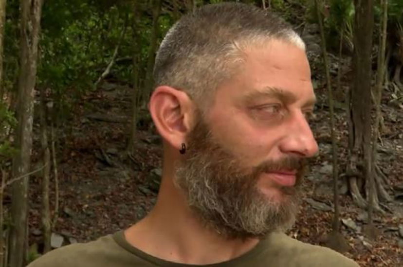 Edoardo Tavassi torna in gioco all’Isola ed il suo primo pensiero è per Mercedesz Henger preview