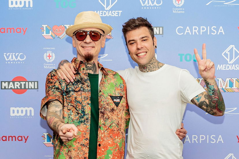 Perché J-Ax e Fedez hanno litigato? Ecco il motivo spiegato bene preview