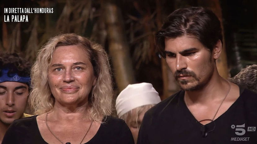 “Ecco quando perdonerò Marco Cucolo”, le condizioni di Lory Del Santo dopo la rottura preview