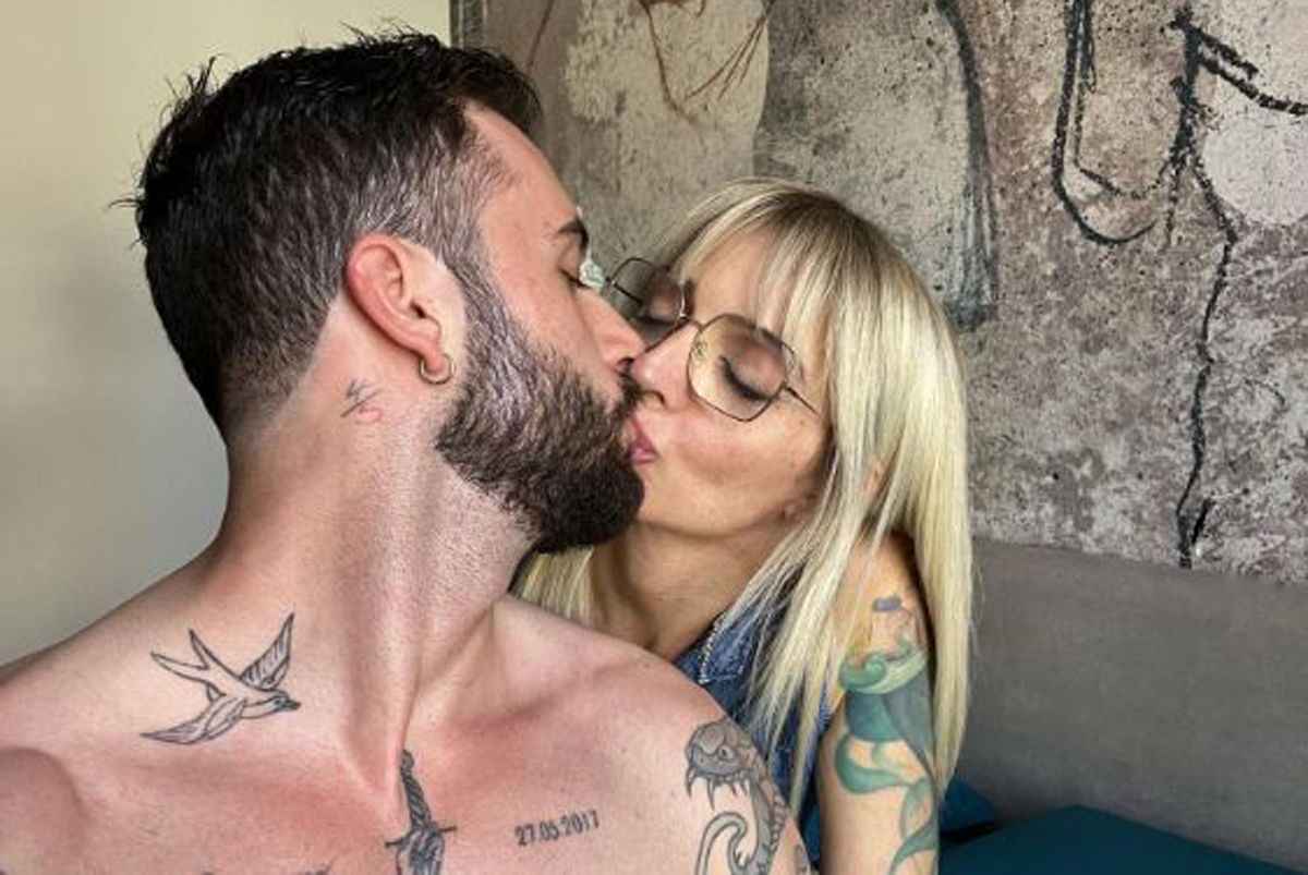 Andreas Muller e Veronica Peparini spengono le voci di crisi: il gesto social article-post