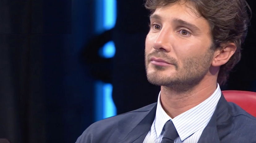 Stefano De Martino si fa in quattro per la Rai ed aggiunge un nuovo impegno: ecco quale preview