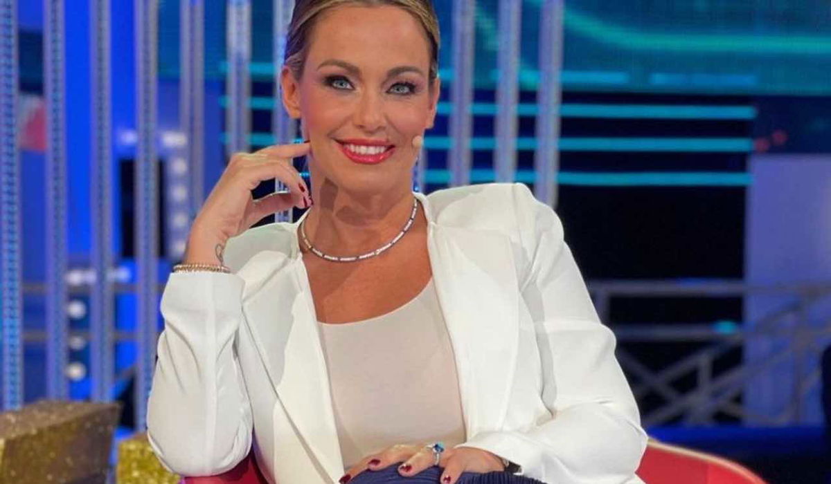 GF Vip 7, Sonia Bruganelli ufficializzata sui social ma non tutti sono contenti (ed ex Vippone ironizza) article-post