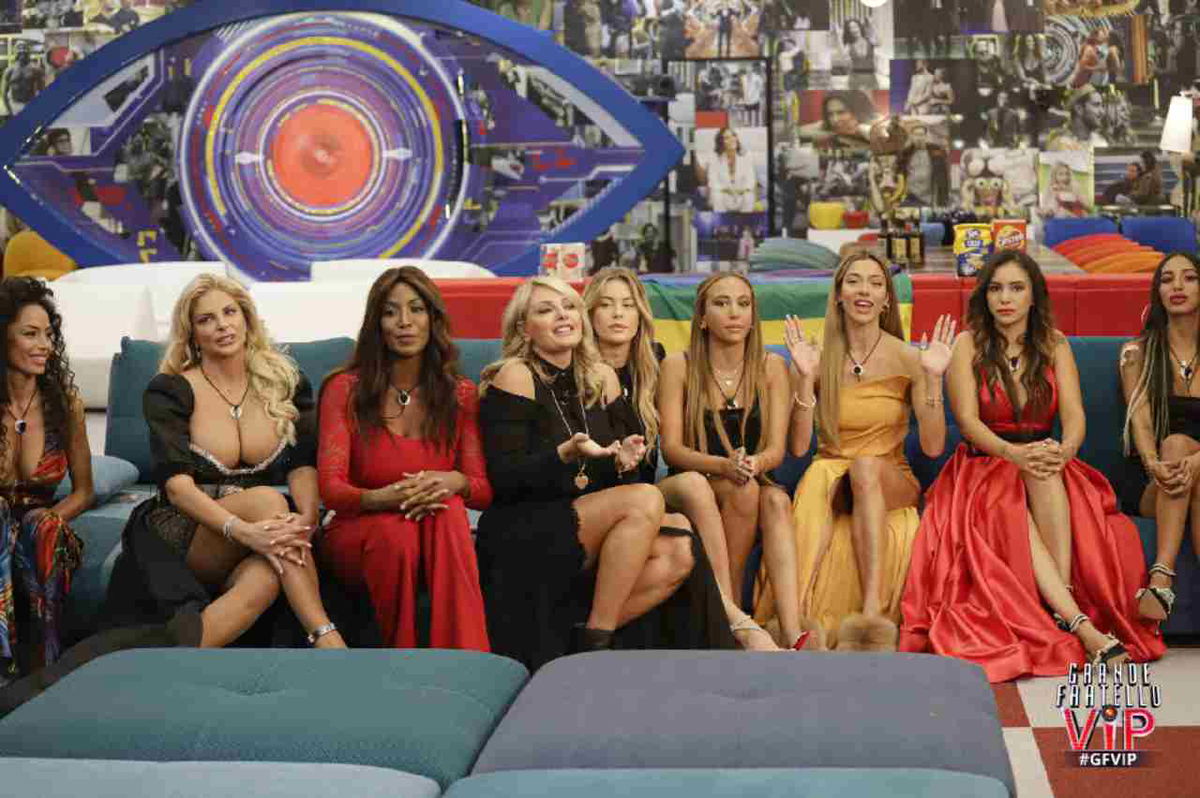 GF Vip 7, le news: tre ex concorrenti tornano nella Casa? Ecco di chi si tratta (e non sarete tutti d’accordo) article-post