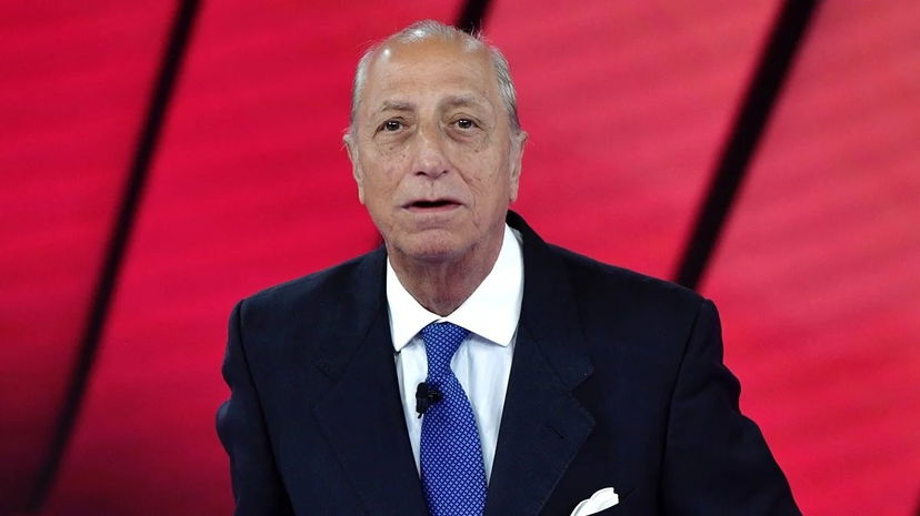 Pippo Franco ha avuto un ictus, ricoverato d’urgenza: come sta? Le condizioni preview