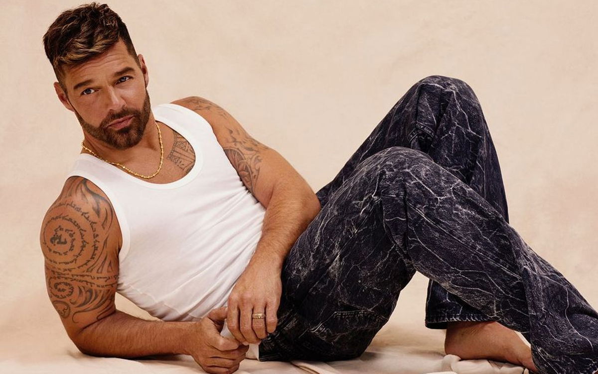 Ricky Martin accusato di violenza domestica dal nipote dopo una relazione clandestina: rischia 50 anni di carcere, le accuse shock article-post