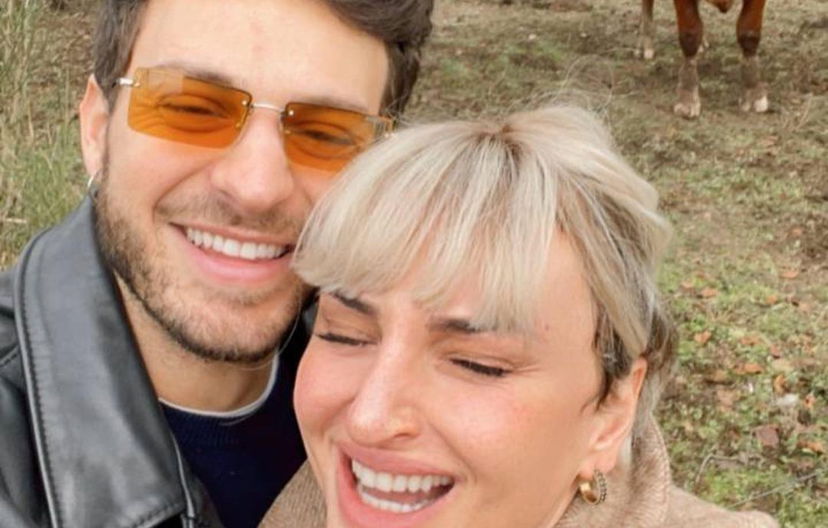 Vito Coppola sorprende Arisa con la dedica più bella: “Sei il pane, un dono della natura” preview